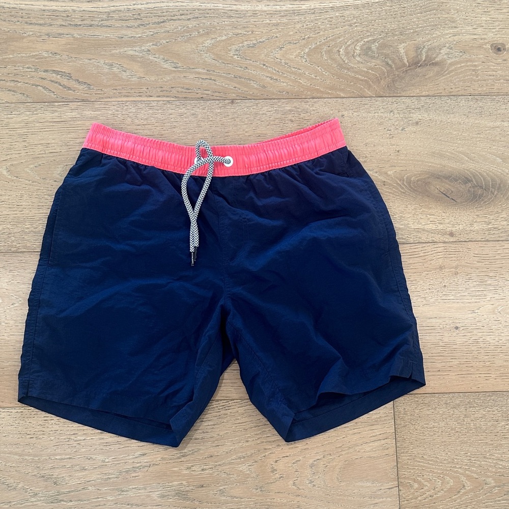Men's Navy and Pink lined Swim Shorts
